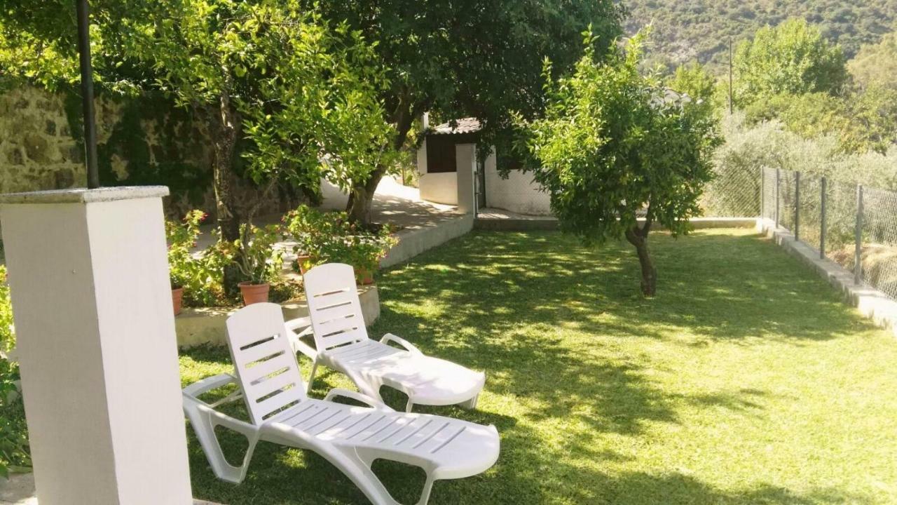 La Fuente De El Nacimiento Pensionat Benamahoma Exteriör bild